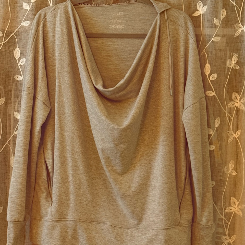 JNY Women's Gray Cowl Neck Long Sleeve Tee